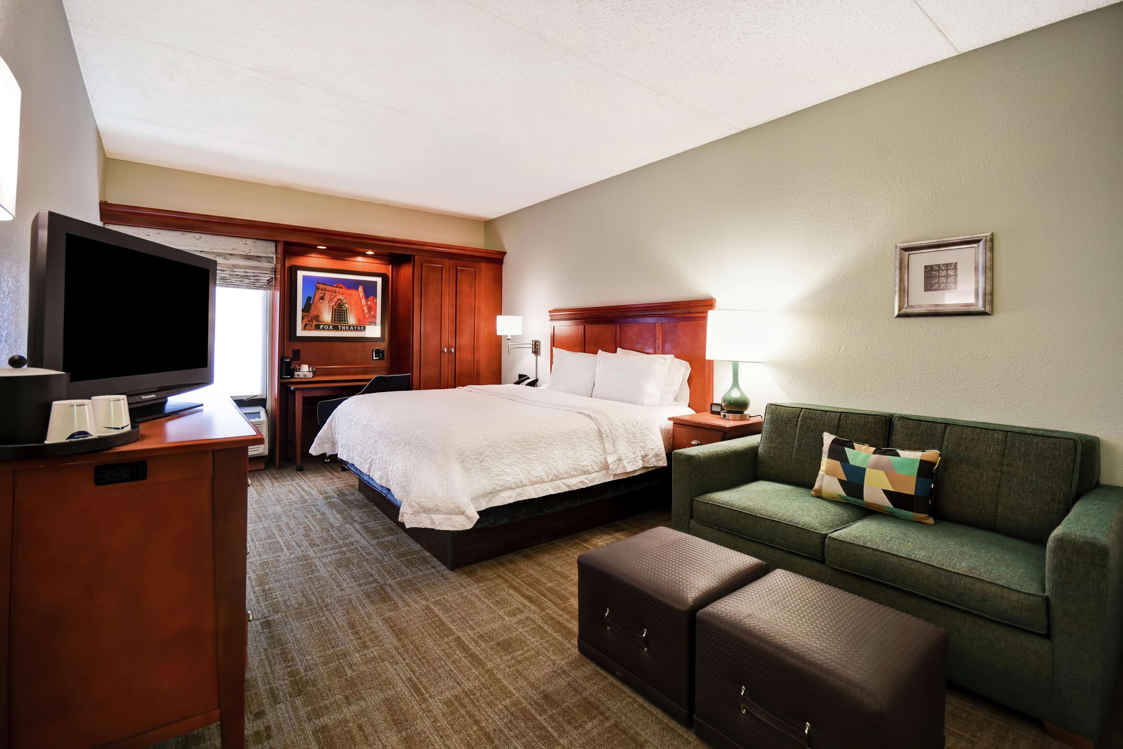 Hampton Inn St. Louis - Westport Мэриленд-Хайтс Экстерьер фото
