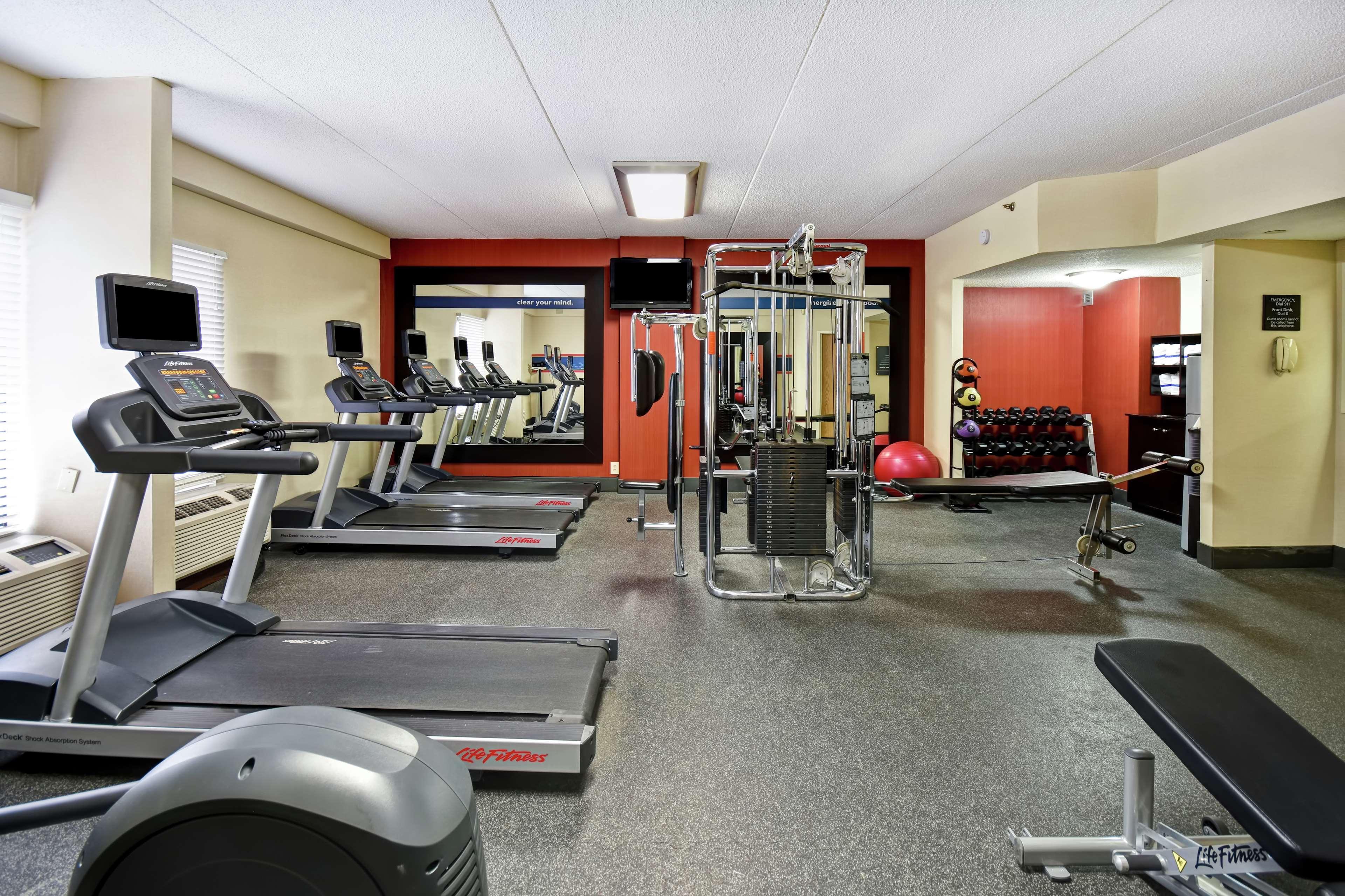 Hampton Inn St. Louis - Westport Мэриленд-Хайтс Экстерьер фото